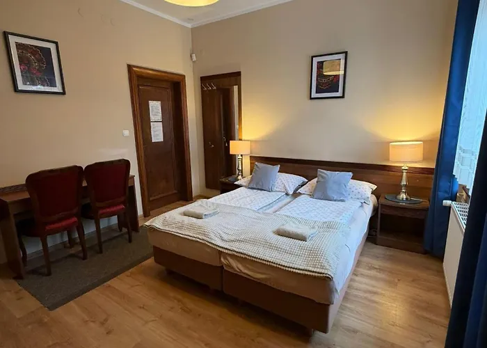 Δωμάτια σε οικογενειακή κατοικία Goscinne Zlota Palma